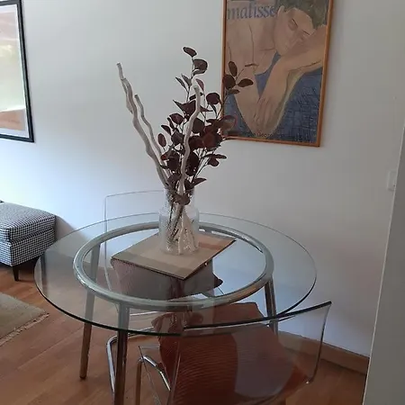 El Neru. En Zona Verde Y Junto Al Mar. Apartament