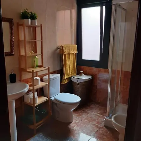 Apartament El Neru. En Zona Verde Y Junto Al Mar.